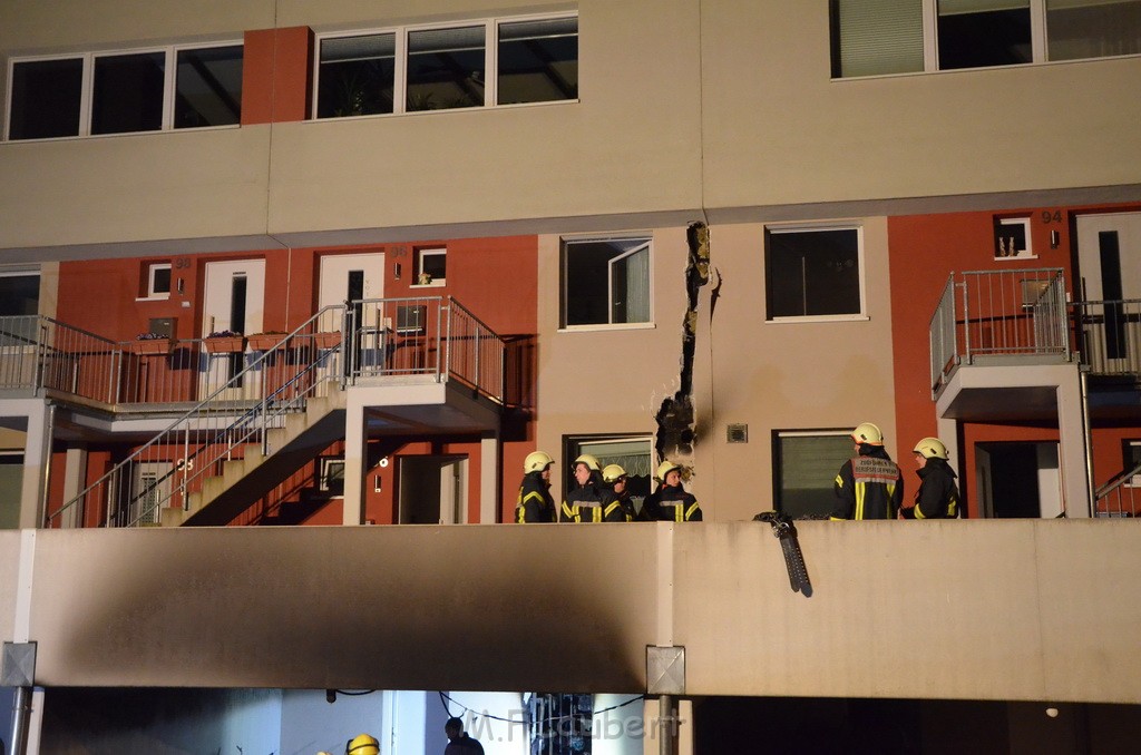 Feuer Koeln Porz Wahn Am Bahnhof P258.JPG - Miklos Laubert